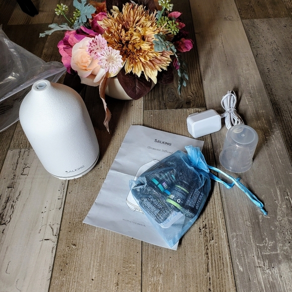 Salking Ultrasonic Diffuser and 6pc artnaturals Essential Oils Bundle EUC - Picture 8 of 14